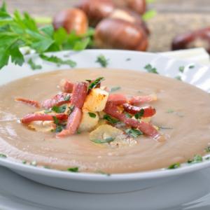 Creamy chestnut soup with parsnips and bacon 